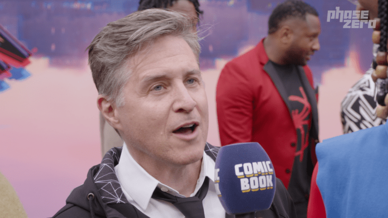 O dublador do Homem-Aranha da Marvel, Yuri Lowenthal, chama o verso-aranha de um filme favorito de todos os tempos